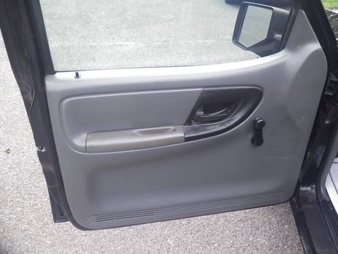 Used 2006 Ford Ranger XLT RWD image 13
