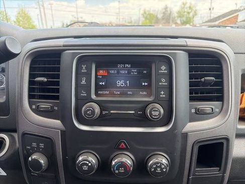 Used 2013 RAM 2500 Tradesman w/ Chrome Appearance Group AWD/4WD image 10