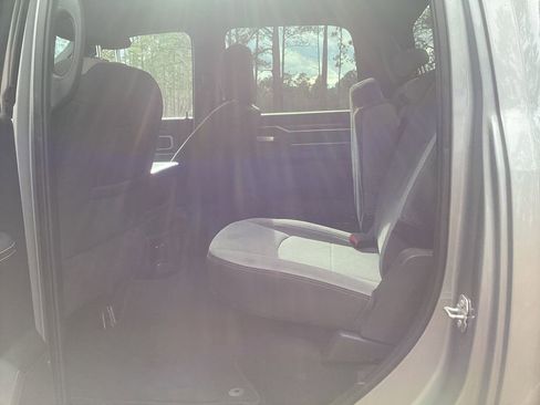 Used 2024 RAM 2500 Big Horn AWD/4WD image 13
