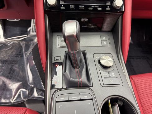 Used 2022 Lexus IS 350 F Sport image 16