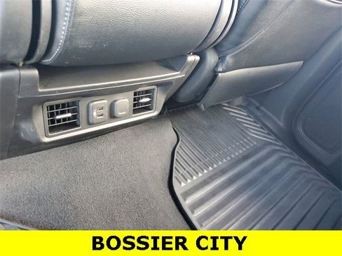 Certified 2021 Chevrolet Silverado 1500 LT image 20