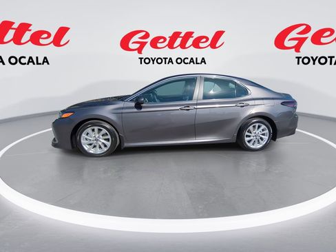 Used 2023 Toyota Camry LE image 5