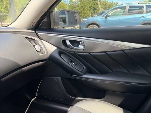 Used 2015 INFINITI Q50 Premium w/ Navigation Package AWD/4WD image 6