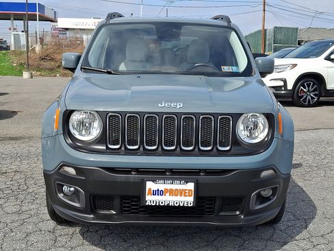 Used 2017 Jeep Renegade Latitude w/ Popular Equipment Group image 2
