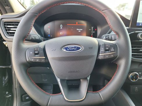 Used 2025 Ford Escape ST-Line w/ Equipment Group 301A image 20