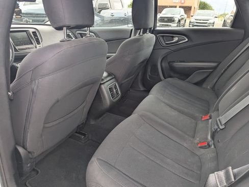 Used 2015 Chrysler 200 Limited w/ Convenience Group FWD image 19