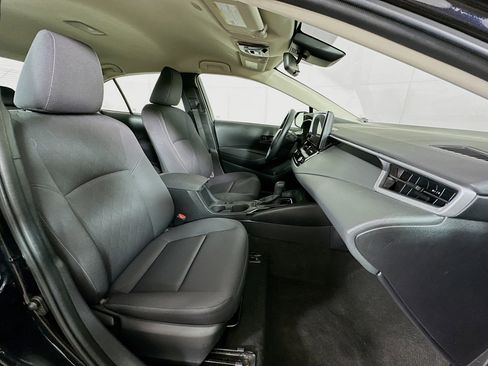 Used 2024 Toyota Corolla LE image 28