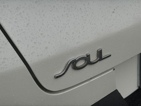 Used 2021 Kia Soul EX FWD image 34
