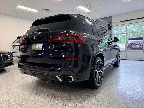 Used 2019 BMW X5 xDrive40i w/ M Sport Package AWD/4WD image 9