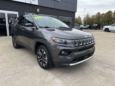 Certified 2022 Jeep Compass Limited image 1