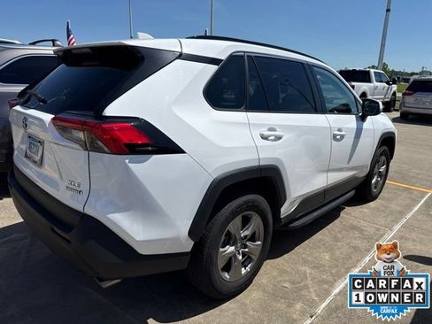 Used 2024 Toyota RAV4 XLE w/ Convenience Package AWD/4WD image 9