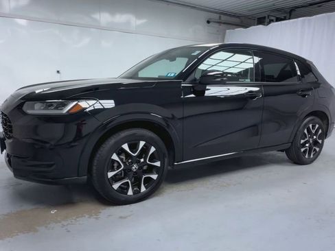 Certified 2026 Honda HR-V EX-L image 4