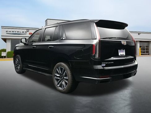 Used 2023 Cadillac Escalade Sport AWD/4WD image 3