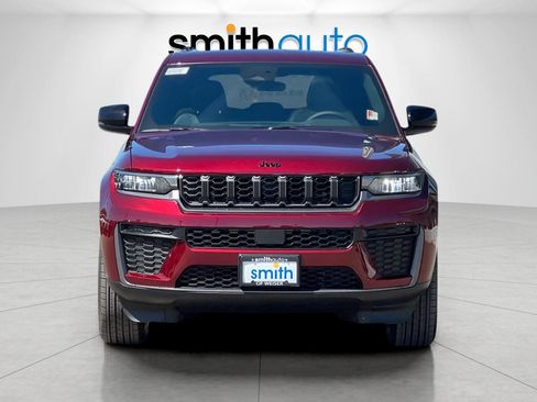 New 2026 Jeep Grand Cherokee Altitude AWD/4WD image 3