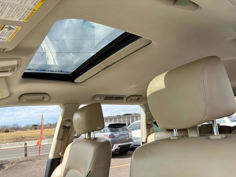 Used 2018 Nissan Armada Platinum w/ Captain Seat Package image 15