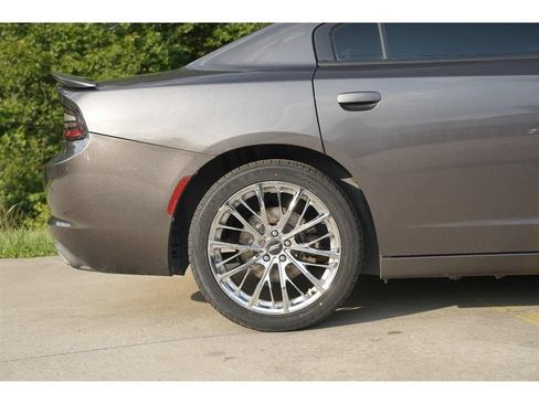 Used 2020 Dodge Charger SXT w/ Blacktop Package RWD image 8