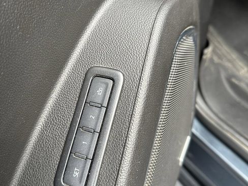 Used 2019 GMC Yukon Denali w/ Open Road Package image 8