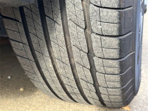 Used 2025 Chevrolet Blazer RS w/ Driver Confidence II Package image 11