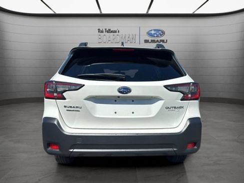 Used 2024 Subaru Outback Premium AWD/4WD image 6
