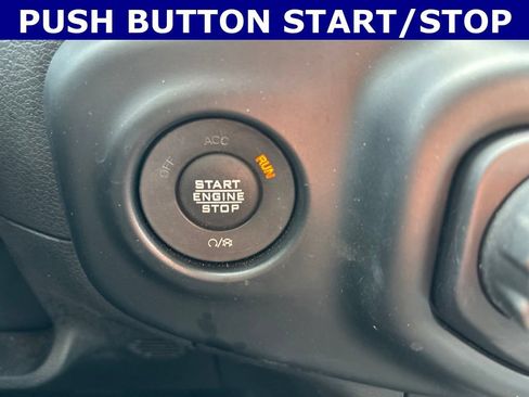 Used 2023 Jeep Wrangler Unlimited Sahara AWD/4WD image 12