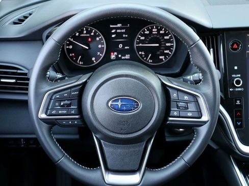 Used 2025 Subaru Outback Premium image 23