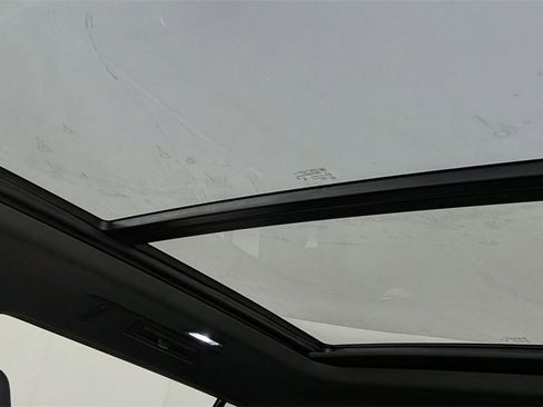 Used 2024 Chevrolet Suburban Z71 w/ Off-Road Capability Package image 13