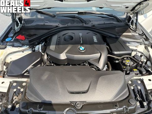 Used 2017 BMW 330i xDrive Sedan AWD/4WD image 35