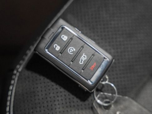 New 2025 Jeep Grand Cherokee Altitude image 41