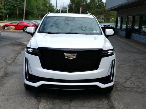 Used 2021 Cadillac Escalade Sport Platinum image 11