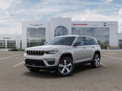 New 2025 Jeep Grand Cherokee Limited w/ Luxury Tech Group II AWD/4WD image 30