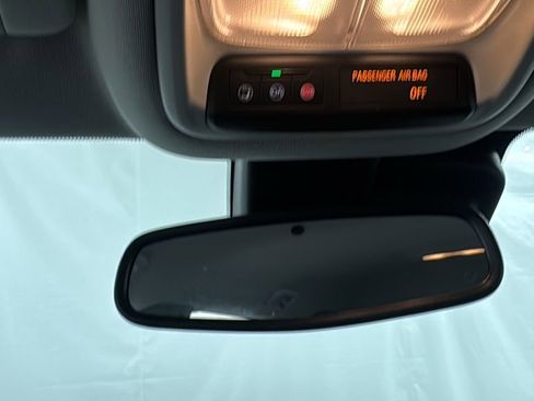 Used 2024 Chevrolet TrailBlazer LT w/ Convenience Package image 32