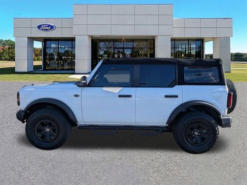 Used 2023 Ford Bronco Wildtrak AWD/4WD image 7