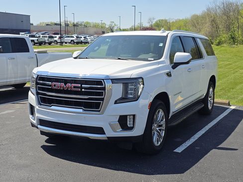 Used 2022 GMC Yukon XL SLT RWD image 7