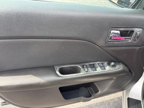 Used 2012 Ford Fusion SE FWD image 15