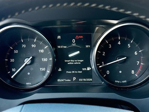 Used 2019 Land Rover Range Rover Evoque SE Premium image 12