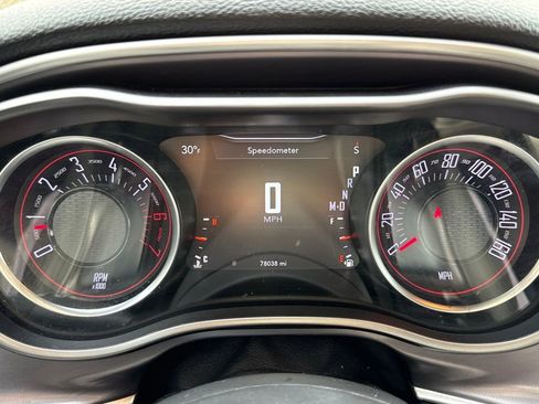 Used 2019 Dodge Challenger R/T w/ Plus Package image 19