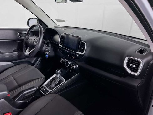 Certified 2023 Hyundai Venue SEL image 27