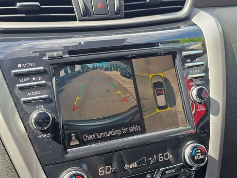 Used 2022 Nissan Murano Platinum w/ Cargo Package AWD/4WD image 24
