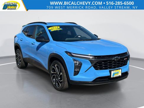 Certified 2024 Chevrolet Trax RS w/ Sunroof Package FWD image 1
