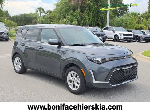 Certified 2025 Kia Soul LX w/ LX Technology Package FWD image 1