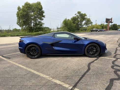 New 2027 Chevrolet Corvette Grand Sport RWD image 4