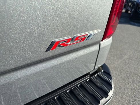 Used 2023 Chevrolet Silverado 1500 RST image 8