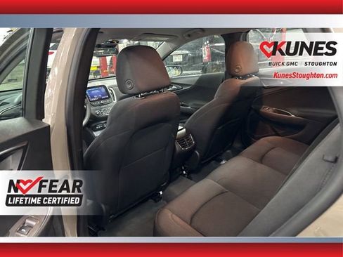 Used 2024 Chevrolet Malibu LT image 14