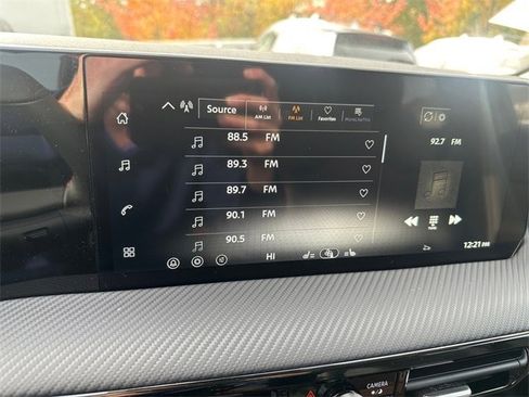 New 2026 Nissan Kicks SR w/ Cold Weather Package image 16