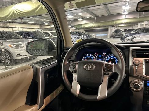 Used 2016 Toyota 4Runner Limited image 27