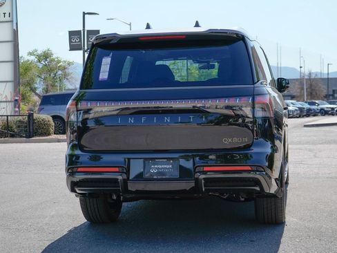 New 2026 INFINITI QX80 Autograph AWD/4WD image 9
