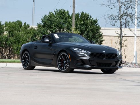 New 2026 BMW Z4 M40i RWD image 2