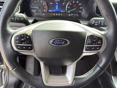 Used 2021 Ford Explorer XLT w/ Equipment Group 202A image 14