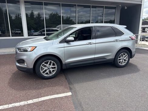Certified 2022 Ford Edge SEL w/ Convenience Package AWD/4WD image 5