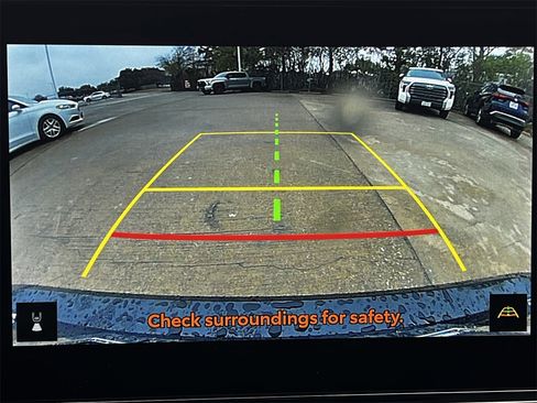 Used 2025 Toyota Camry LE image 16